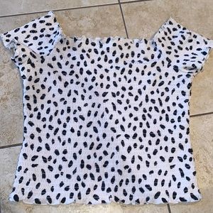 Off the shoulder Bariii top size M Krinkle material perfect for paperbag pants